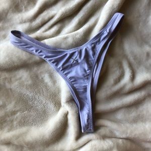 Boutine la V Bottoms